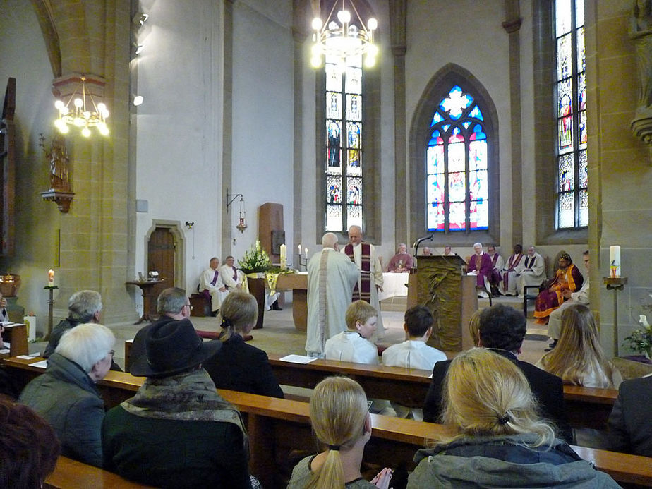 Festgottesdienst zum 50jahrigen Priesterjubiläum von Stadtpfarrer i.R. Geistlichen Rat Ulrich Trzeciok (Foto: Karl-Franz Thiede)